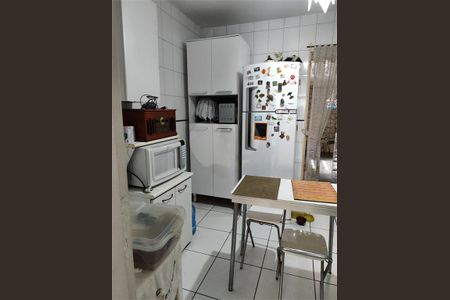 Casa à venda com 3 quartos, 112m² em Vila Caraguata, São Paulo