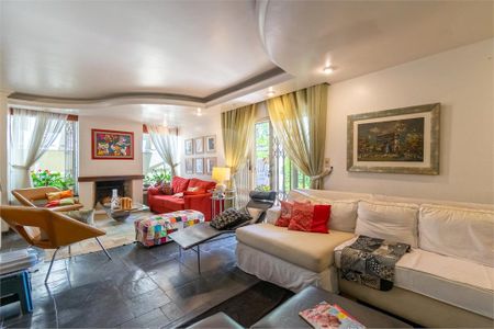 Casa à venda com 3 quartos, 200m² em Brooklin, São Paulo