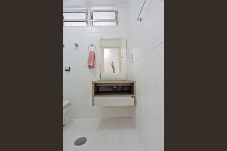 Apartamento à venda com 75m², 2 quartos e 1 vagaBanheiro