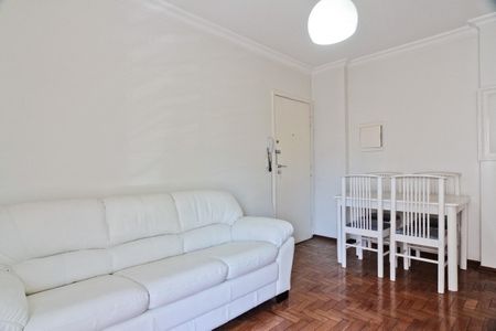 Apartamento à venda com 75m², 2 quartos e 1 vagaSala