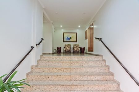 Apartamento à venda com 75m², 2 quartos e 1 vagaHall