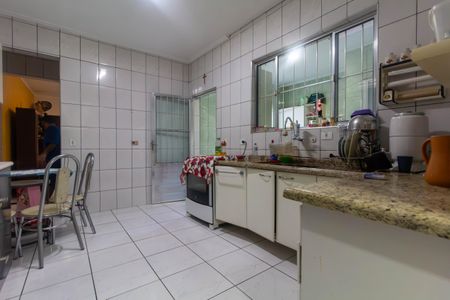Casa à venda com 100m², 2 quartos e 2 vagas Casa à venda com 100m², 2 quartos e 2 vagasCozinha