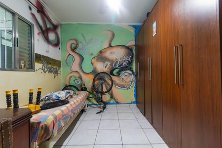 Casa à venda com 100m², 2 quartos e 2 vagas Casa à venda com 100m², 2 quartos e 2 vagasQuarto 2