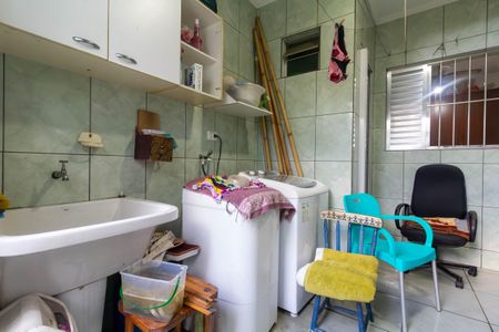 Casa à venda com 100m², 2 quartos e 2 vagas Casa à venda com 100m², 2 quartos e 2 vagasÁrea de Serviço e Quintal