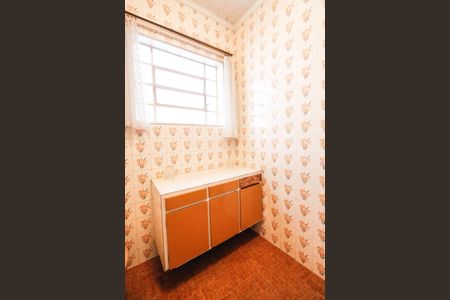 Casa à venda com 150m², 3 quartos e 2 vagas Casa à venda com 150m², 3 quartos e 2 vagasBanheiro 2