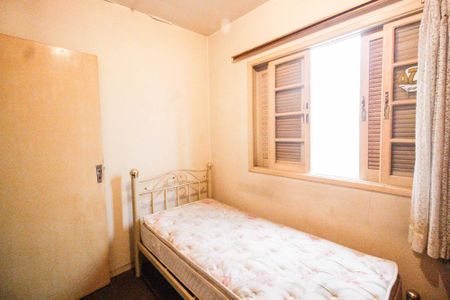 Casa à venda com 150m², 3 quartos e 2 vagas Casa à venda com 150m², 3 quartos e 2 vagasQuarto 2