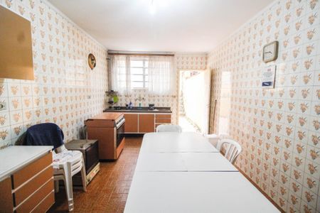 Casa à venda com 150m², 3 quartos e 2 vagas Casa à venda com 150m², 3 quartos e 2 vagasCozinha