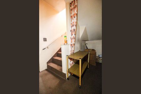 Casa à venda com 150m², 3 quartos e 2 vagas Casa à venda com 150m², 3 quartos e 2 vagasSala