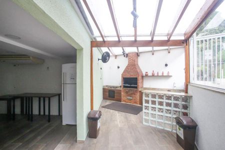 Apartamento à venda com 60m², 2 quartos e 1 vagaÁrea comum - Churrasqueira