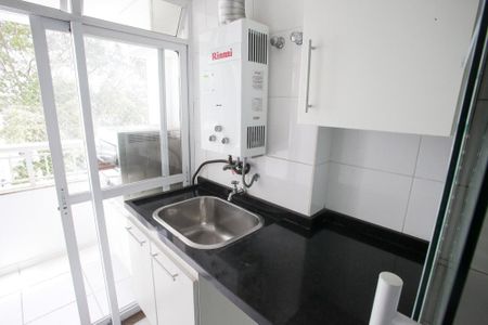 Apartamento à venda com 60m², 2 quartos e 1 vagaÁrea de Serviço