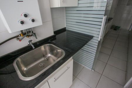 Apartamento à venda com 60m², 2 quartos e 1 vagaÁrea de Serviço