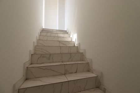 Apartamento à venda com 97m², 2 quartos e 1 vagaEscada Externa