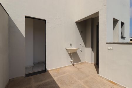 Apartamento à venda com 97m², 2 quartos e 1 vagaÁrea de Serviço