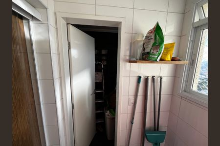 Apartamento à venda com 100m², 3 quartos e 2 vagasÁrea de Serviço
