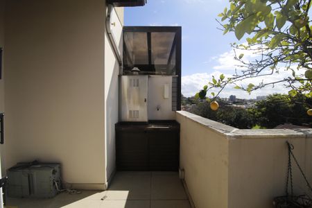 Apartamento à venda com 151m², 2 quartos e 2 vagasVaranda da Sala 2