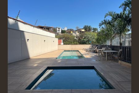 Apartamento à venda com 88m², 2 quartos e 2 vagasÁrea comum - Piscina