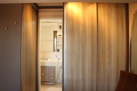 Apartamento à venda com 88m², 2 quartos e 2 vagasSuíte