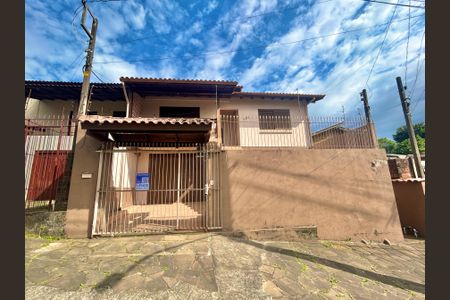 Casa à venda com 166m², 3 quartos e 2 vagasPlaca