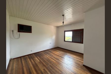 Casa à venda com 166m², 3 quartos e 2 vagasSuíte 2