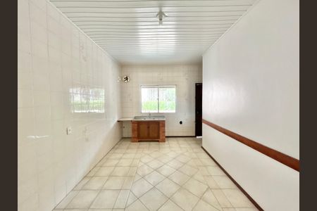 Casa à venda com 166m², 3 quartos e 2 vagasCozinha