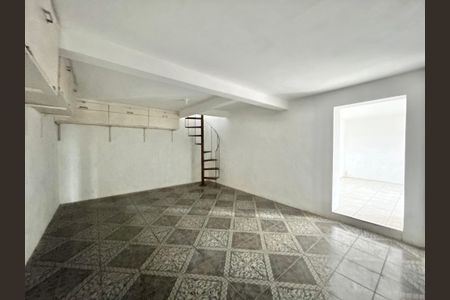 Casa à venda com 166m², 3 quartos e 2 vagasGaragem