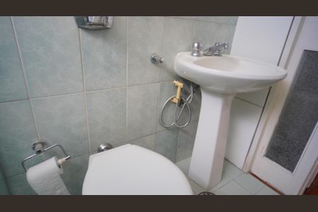 Apartamento à venda com 105m², 4 quartos e 1 vaga Apartamento à venda com 105m², 4 quartos e 1 vagaBanheiro suite