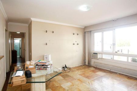 Sala de apartamento à venda com 4 quartos, 105m² em Santana, Porto Alegre