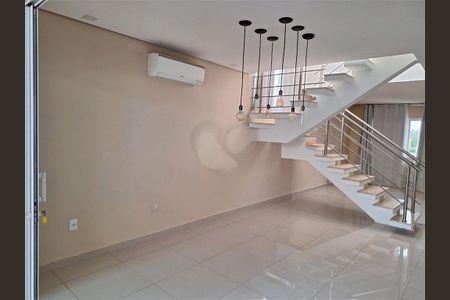 Casa à venda com 200m², 3 quartos e 2 vagas