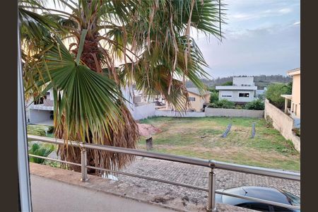 Casa à venda com 200m², 3 quartos e 2 vagas