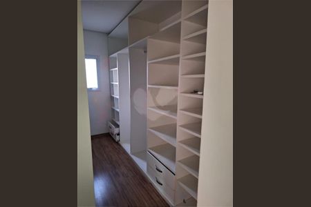 Casa à venda com 200m², 3 quartos e 2 vagas