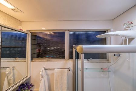 Apartamento para alugar com 153m², 3 quartos e 2 vagas Apartamento para alugar com 153m², 3 quartos e 2 vagasBanheiro