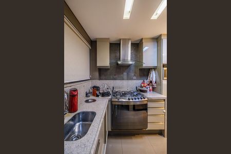 Apartamento para alugar com 153m², 3 quartos e 2 vagas Apartamento para alugar com 153m², 3 quartos e 2 vagasCozinha