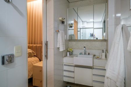 Apartamento para alugar com 153m², 3 quartos e 2 vagas Apartamento para alugar com 153m², 3 quartos e 2 vagasBanheiro do Quarto 3