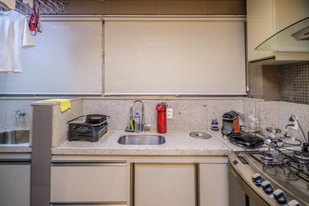 Apartamento para alugar com 153m², 3 quartos e 2 vagas Apartamento para alugar com 153m², 3 quartos e 2 vagasCozinha