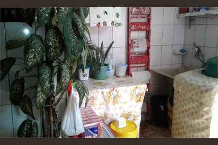 Casa à venda com 125m², 2 quartos e 1 vaga