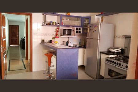 Casa à venda com 3 quartos, 132m² em Parque Sao Domingos, São Paulo