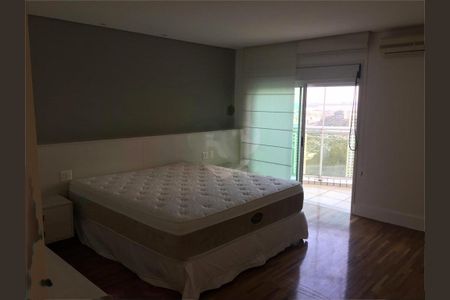 Apartamento à venda com 4 quartos, 218m² em Jardim Morumbi, São Paulo