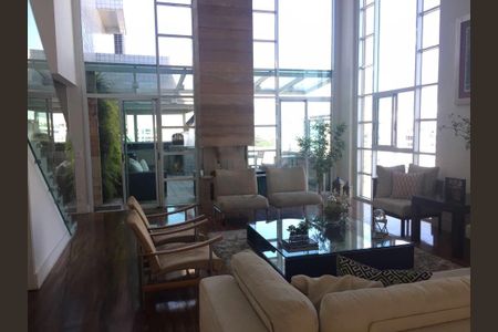 Apartamento à venda com 4 quartos, 218m² em Jardim Morumbi, São Paulo