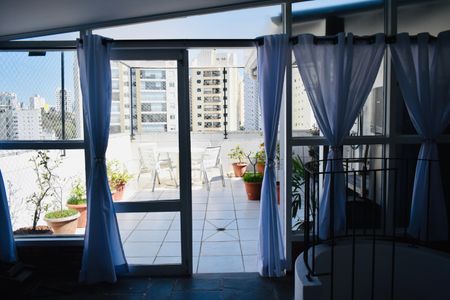 Apartamento à venda com 114m², 2 quartos e 2 vagasCobertura