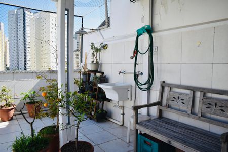 Apartamento à venda com 114m², 2 quartos e 2 vagasCobertura