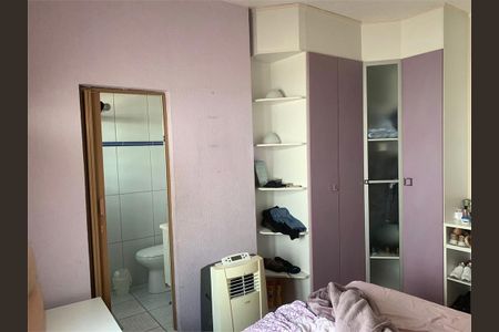 Casa à venda com 4 quartos, 220m² em Vila Monumento, São Paulo