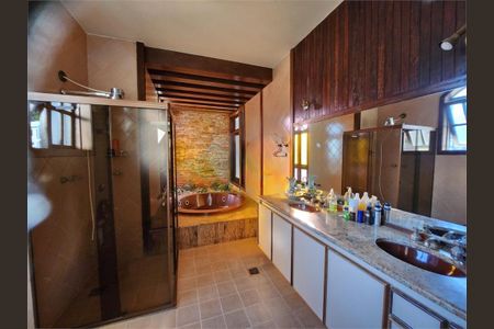 Casa à venda com 5 quartos, 723m² em Mangabeiras, Belo Horizonte