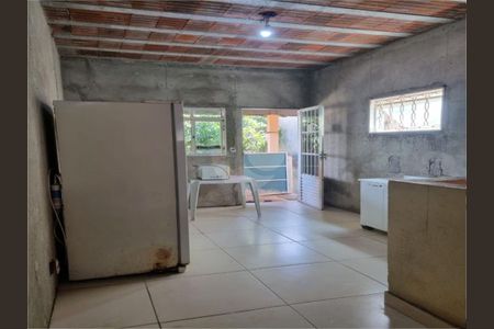 Casa à venda com 3 quartos, 223m² em São João Batista, Belo Horizonte