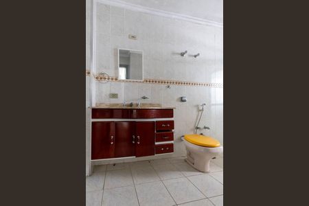 Apartamento para alugar com 108m², 2 quartos e sem vagaBanheiro