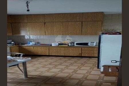 Casa à venda com 3 quartos, 224m² em Indianópolis, São Paulo