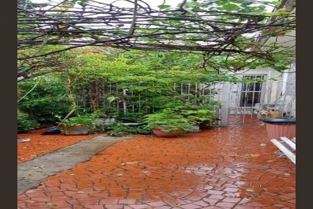 Casa à venda com 224m², 3 quartos e 3 vagas