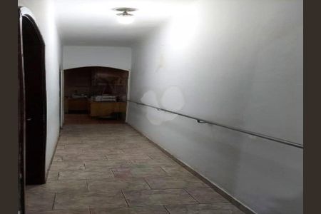 Casa à venda com 3 quartos, 224m² em Indianópolis, São Paulo