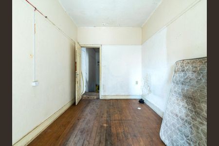 Casa à venda com 3 quartos, 200m² em Cambuci, São Paulo