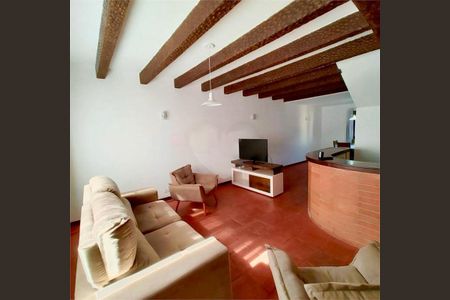 Casa à venda com 3 quartos, 290m² em Jardim Santa Cruz, São Paulo