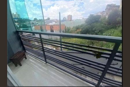 Casa à venda com 84m², 2 quartos e 1 vaga